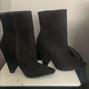 Heel boots